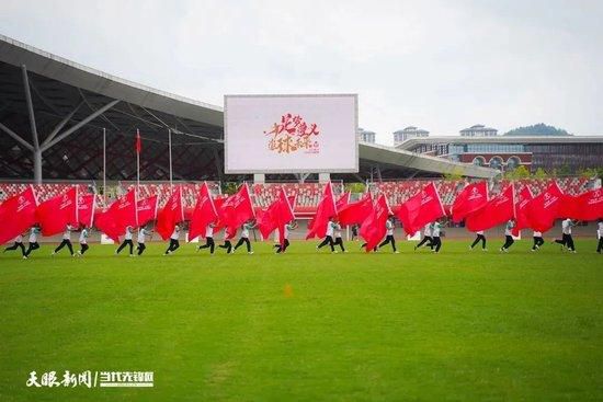 腹肌男孩自愈打桩西装