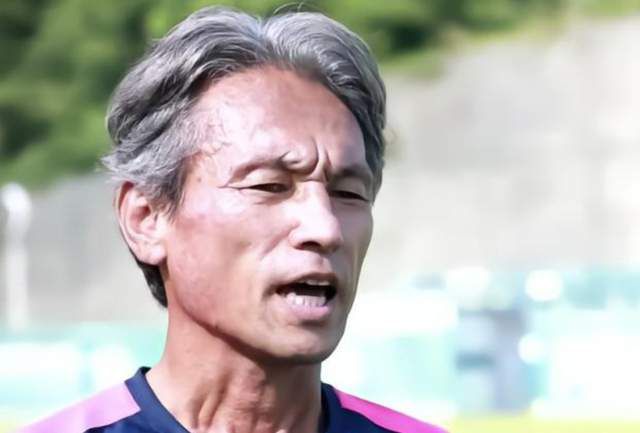 小樱玉足榨精footjob