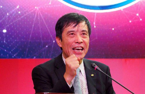 老师把我按到胯下喝圣水