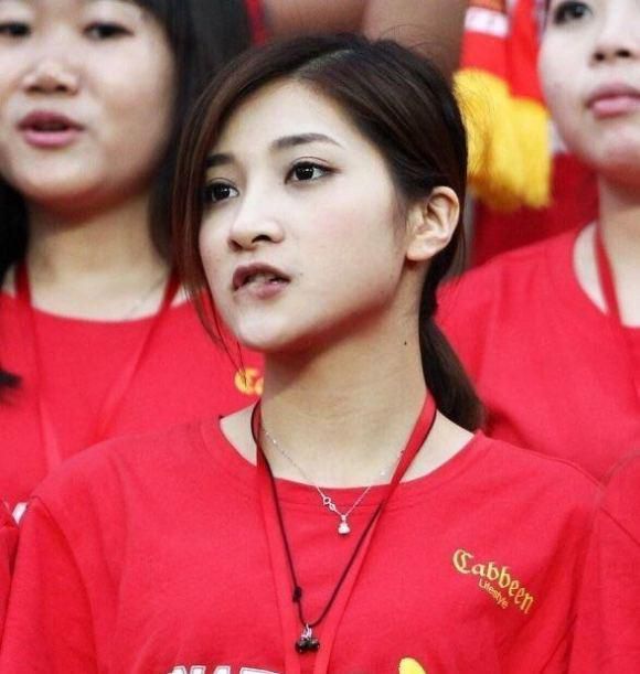 两男操一女网站
