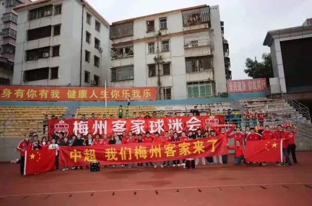 亚洲成人h
